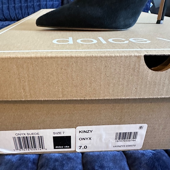 Brand new Dolce Vita suede boots - Picture 4 of 4